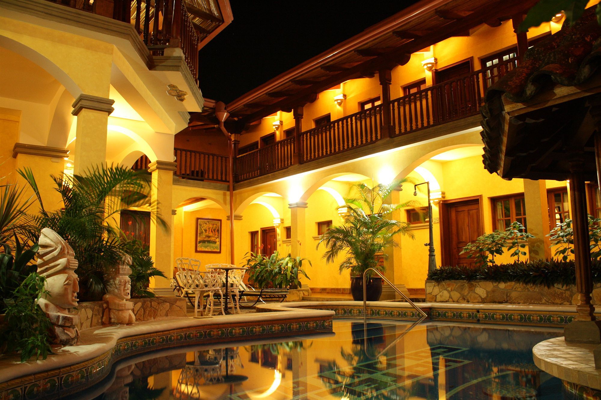 Hotel Colonial Granada Exterior photo